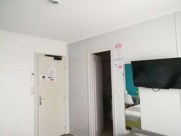 Imagen de la habitación del Hotel Contact H&ocirc;tel du Relais Thouars. Foto 6