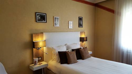 Imagen de la habitación del Hotel Contact Le Provence. Foto 14