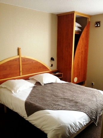 Imagen de la habitación del Hotel Contact Le Seino Marin. Foto 8