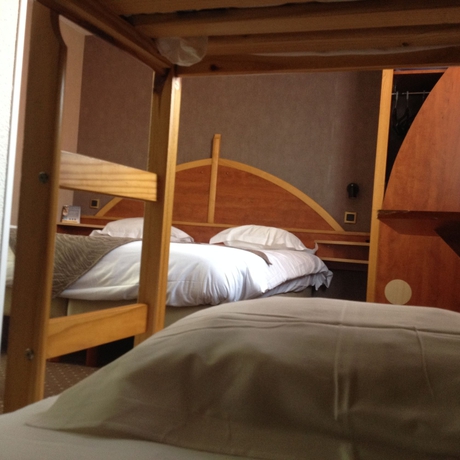 Imagen de la habitación del Hotel Contact Le Seino Marin. Foto 14