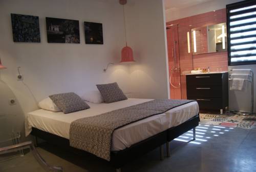 Imagen de la habitación del Hotel Contact Restaurant Le Minervois. Foto 8