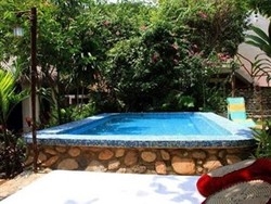 Imagen de la piscina del Hotel Contacto Natural Spa. Foto 5