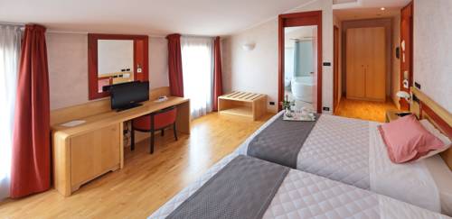 Imagen de la habitación del Hotel Contà. Foto 3
