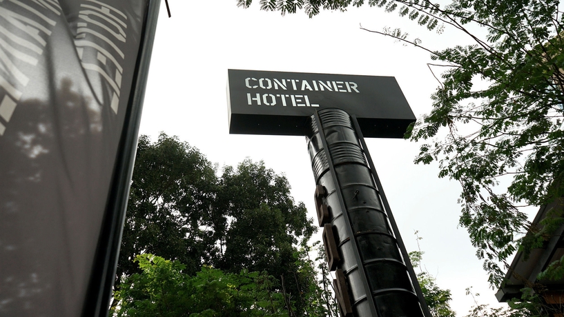 Imagen de los exteriores del Hotel Container. Foto 16
