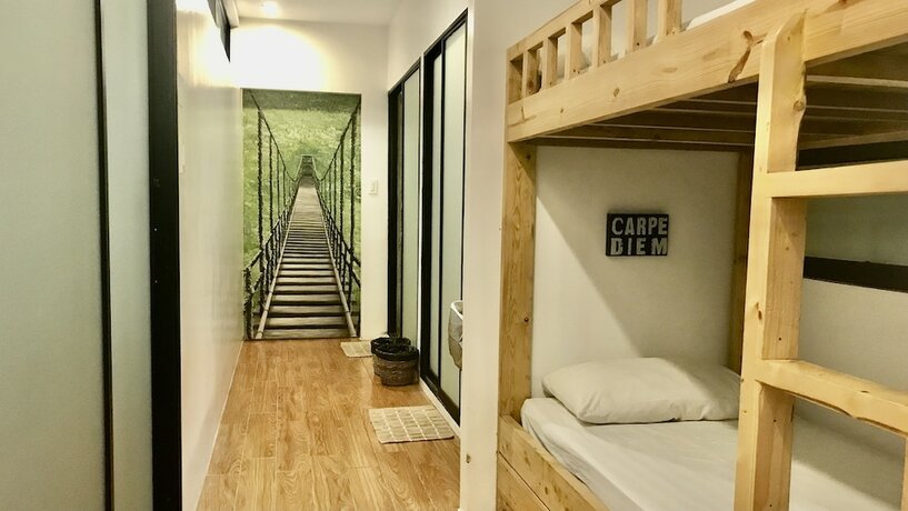 Imagen general del Hotel Containers By Eco Tagaytay. Foto 8