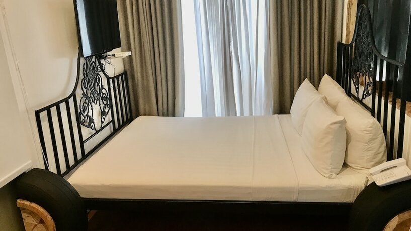 Imagen general del Hotel Containers By Eco Tagaytay. Foto 18