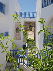 Imagen de la habitación del Hotel Contaratos Bay. Foto 8