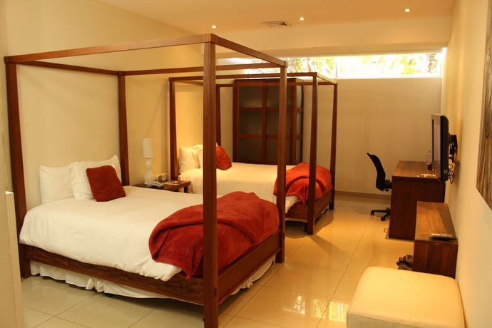 Imagen de la habitación del Hotel Contempo. Foto 15