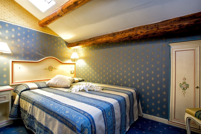 Imagen de la habitación del Hotel Conterie. Foto 3