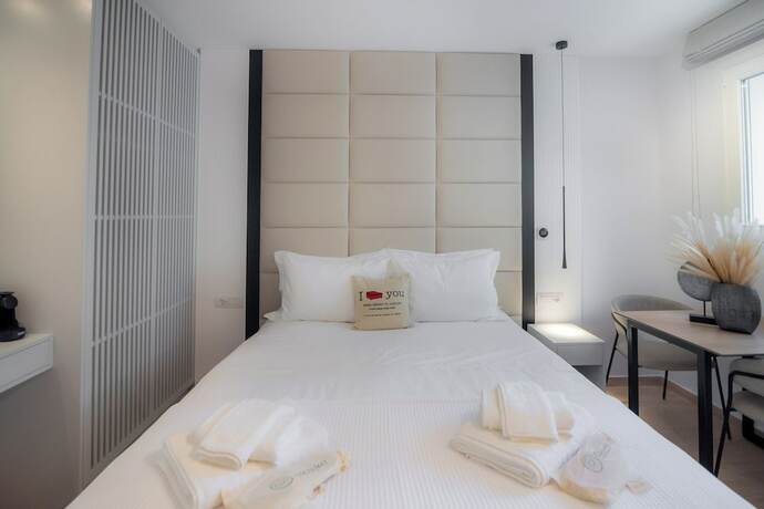 Imagen de la habitación del Hotel Contessa Bianca Luxury Suites. Foto 12