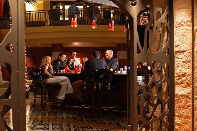 Imagen del bar/restaurante del Hotel Contessa, San Antonio. Foto 5