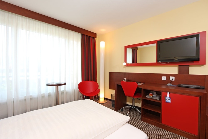 Imagen de la habitación del Hotel Conti Dietikon. Foto 7