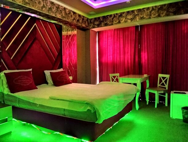 Imagen general del Hotel Continent, Baku. Foto 10