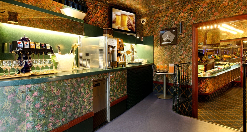 Imagen del bar/restaurante del Hotel Continental Barcelona. Foto 4