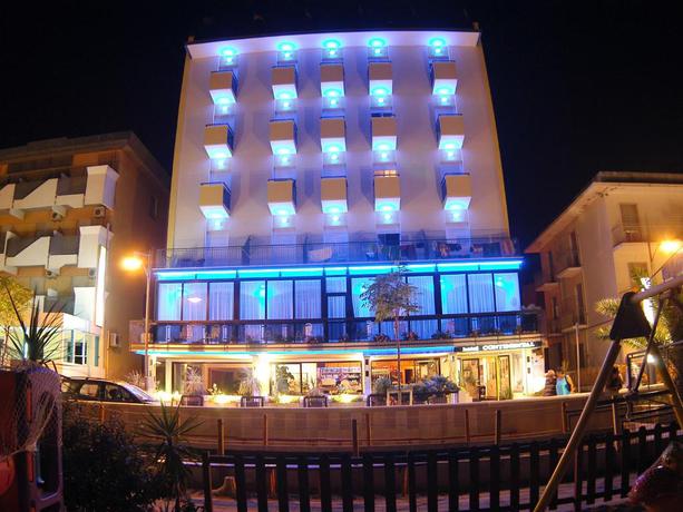 Imagen general del Hotel Continental, Bellaria-Igea Marina. Foto 1