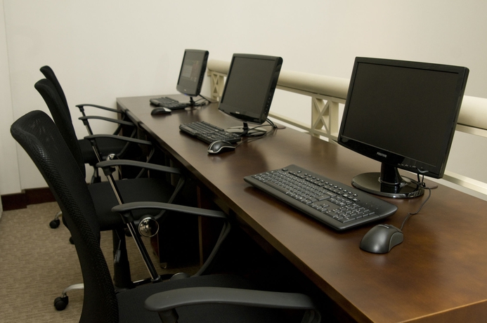 Imagen de los interiores del Hotel Continental Business. Foto 13