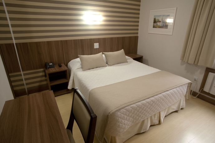 Imagen de los interiores del Hotel Continental Business. Foto 16
