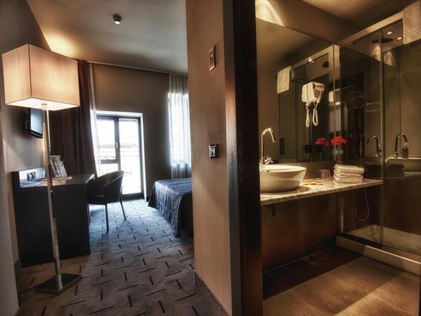 Imagen de la habitación del Hotel Continental, CREMONA. Foto 5