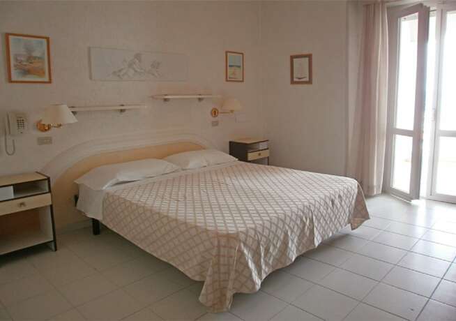 Imagen de la habitación del Hotel Continental, Cattolica. Foto 15