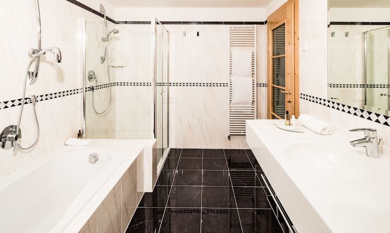 Imagen de la habitación del Hotel Continental Dolomites. Foto 6