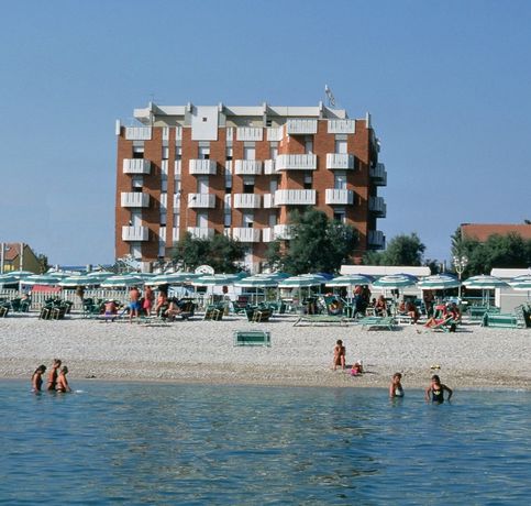 Imagen de la habitación del Hotel Continental, Fano. Foto 4