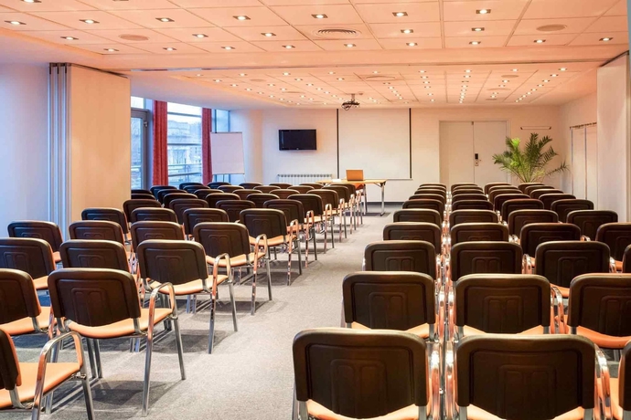 Imagen de los interiores del Hotel Continental Forum Bucuresti. Foto 13