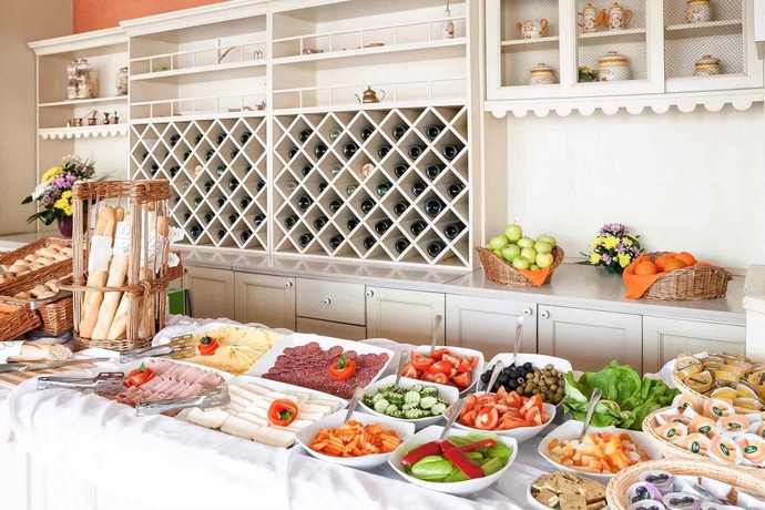 Imagen del bar/restaurante del Hotel Continental Forum Bucuresti. Foto 8