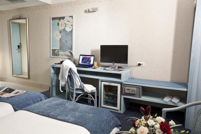 Imagen de la habitación del Hotel Continental Forum Sibiu. Foto 3