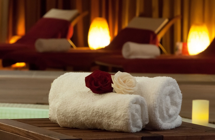 Imagen de la piscina del Hotel Continental Forum Sibiu. Foto 13