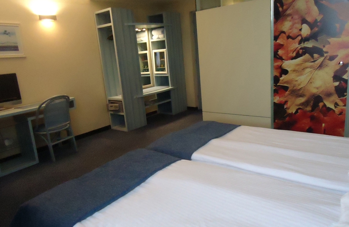 Imagen de la habitación del Hotel Continental Forum Sibiu. Foto 10