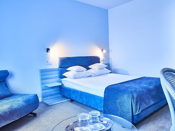 Imagen de la habitación del Hotel Continental Forum Tirgu Mures. Foto 10