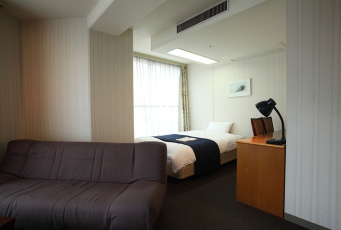 Imagen de la habitación del Hotel Continental, Fuchu. Foto 15