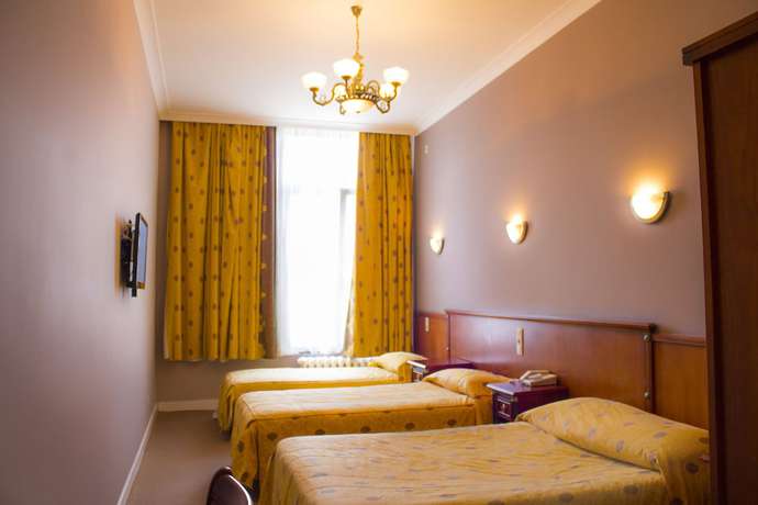 Imagen de la habitación del Hotel Continental Gare du Midi. Foto 4