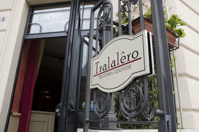 Imagen del bar/restaurante del Hotel Continental Genova. Foto 4