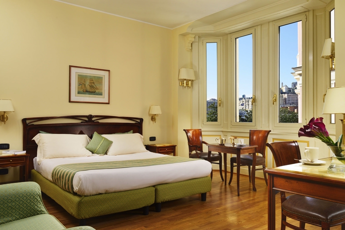 Imagen de la habitación del Hotel Continental Genova. Foto 8
