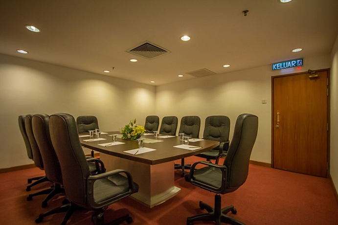 Imagen de los interiores del Hotel Continental, George Town. Foto 15