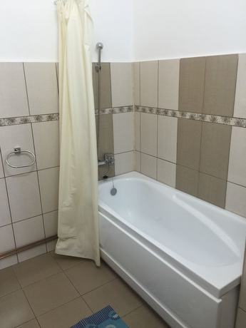 Imagen de la habitación del Hotel Continental, Iasi. Foto 17