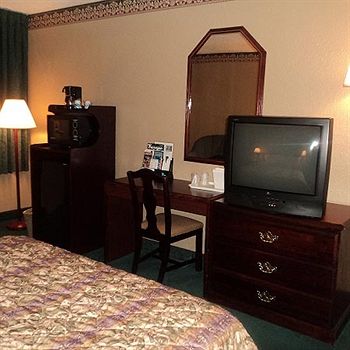 Imagen de la habitación del Hotel Continental Inn Charlotte. Foto 7