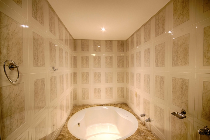 Imagen de la habitación del Hotel Continental Inn. Foto 3