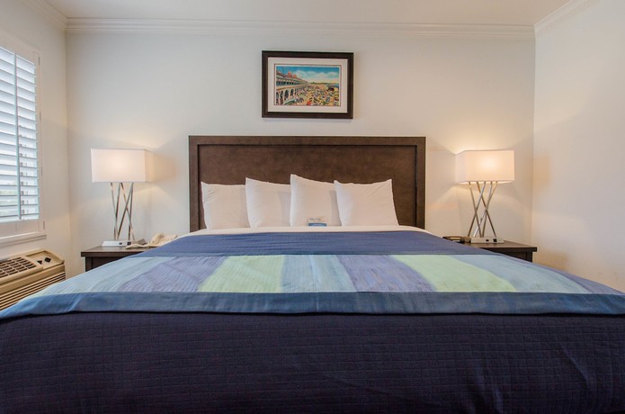 Imagen de la habitación del Hotel Continental Inn, Santa Cruz. Foto 9