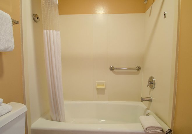 Imagen de la habitación del Hotel Continental Inn, Santa Cruz. Foto 11