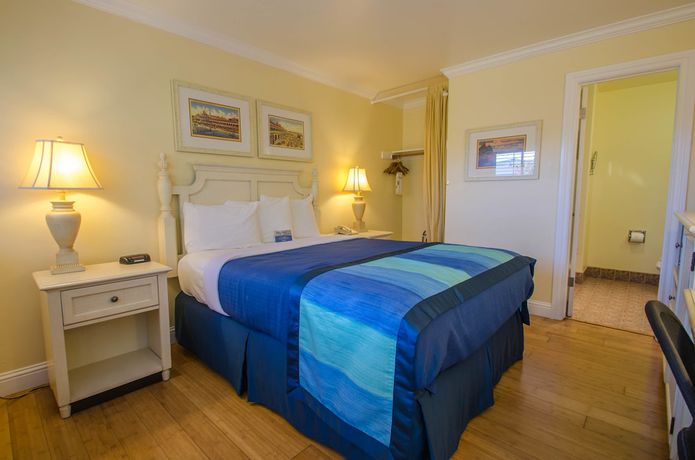 Imagen de la habitación del Hotel Continental Inn, Santa Cruz. Foto 12