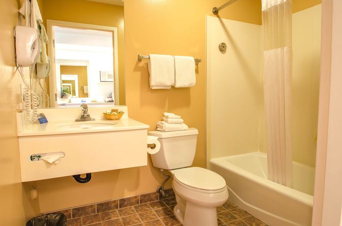 Imagen de la habitación del Hotel Continental Inn, Santa Cruz. Foto 14