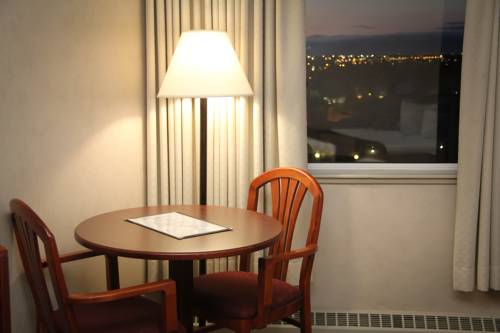 Imagen general del Hotel Continental Inn and Suites, Edmonton Ciudad. Foto 1