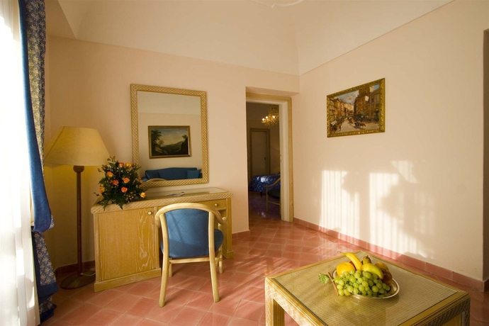 Imagen de la habitación del Hotel Continental Ischia. Foto 5