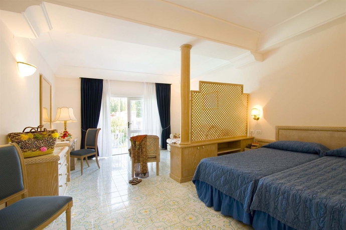 Imagen de los interiores del Hotel Continental Ischia. Foto 10