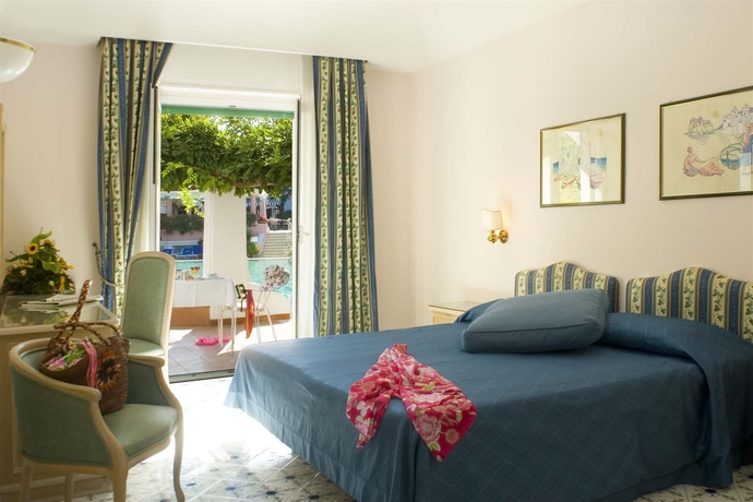 Imagen de la habitación del Hotel Continental Ischia. Foto 6