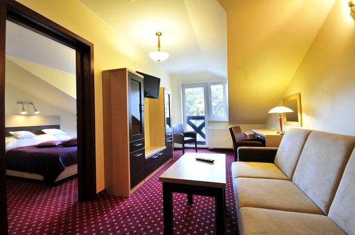 Imagen de la habitación del Hotel Continental, Krynica Morska. Foto 10