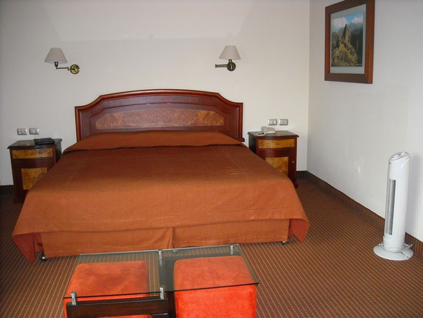 Imagen de la habitación del Hotel Continental, LIMA. Foto 3