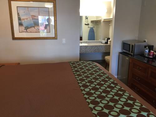 Imagen de la habitación del Hotel Continental Lodge. Foto 3